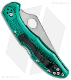 Spyderco Delica 4 Knife Flat Ground Green FRN (2.88" Satin Plain) C11FPGR -Spyderco Sales Store Spyderco Delica 4 Green C11FPGR BHQ 5333 jr side 2